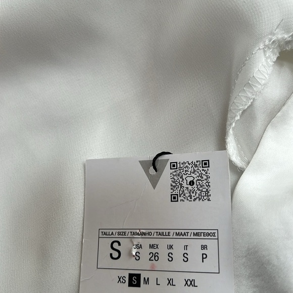 New! Zara small satin effect tucked back open long sleeve top. - Picture 7 of 10